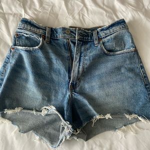 Abercrombie Cutoff High Rise Shorts (Curve Love)